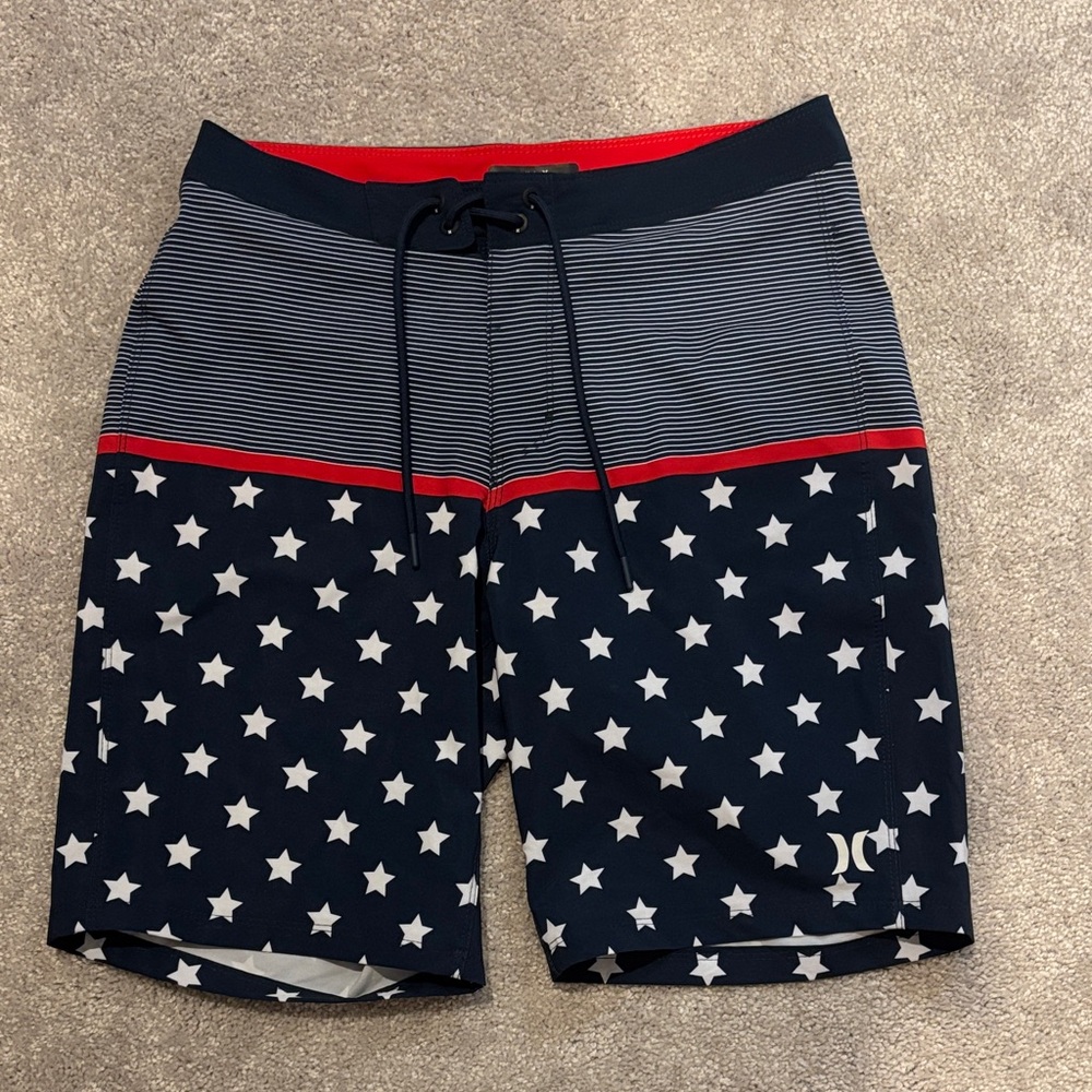 Hurley Men's Navy and Red Star Board Shorts
